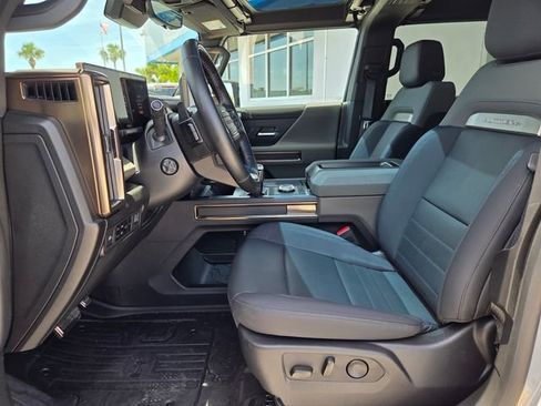 Used 2025 GMC Hummer EV 3X w/ LPO, Sport Package AWD/4WD image 15
