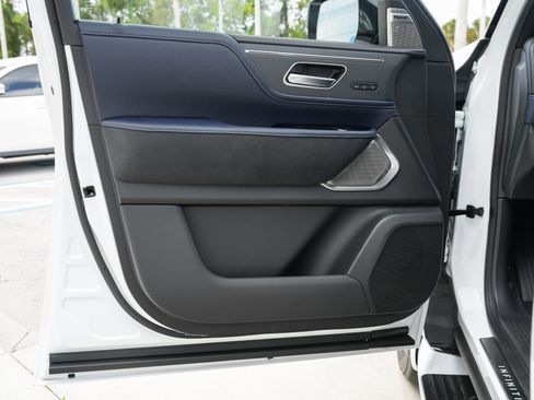 New 2026 INFINITI QX80 4WD w/ Sport Exterior Package image 27