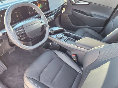 New 2025 Kia EV6 Wind image 7