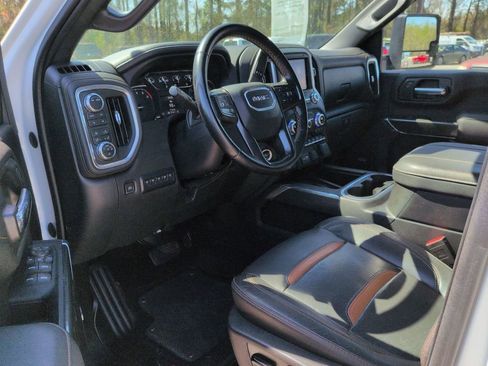 Certified 2023 GMC Sierra 2500 AT4 w/ AT4 Preferred Package image 22