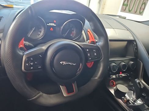 Used 2014 Jaguar F-TYPE S image 16