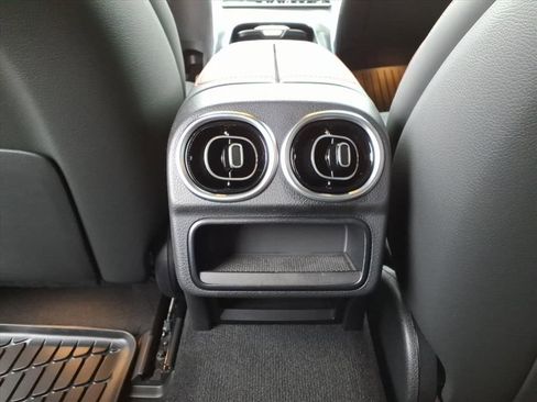 New 2026 Mercedes-Benz C 43 AMG 4MATIC Sedan image 27