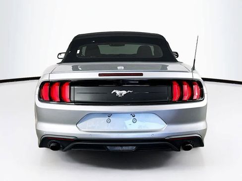 Used 2020 Ford Mustang Premium RWD image 5