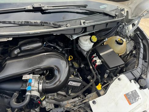 Used 2019 Ford Transit 250 148 Medium Roof RWD image 35