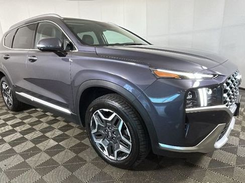 Used 2022 Hyundai Santa Fe Limited AWD/4WD image 2