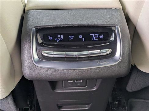 Used 2021 Cadillac XT6 Sport AWD/4WD image 19