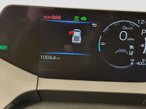 Used 2024 Toyota Prius Prime Premium image 19