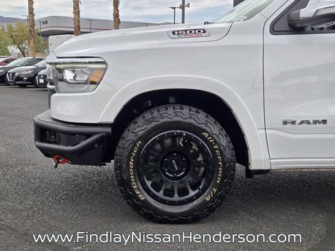 Used 2022 RAM 1500 Laramie AWD/4WD image 9