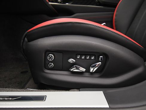 New 2025 Bentley Flying Spur Speed image 39