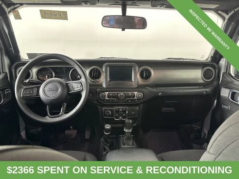Used 2023 Jeep Wrangler Unlimited w/ Convenience Group AWD/4WD image 16