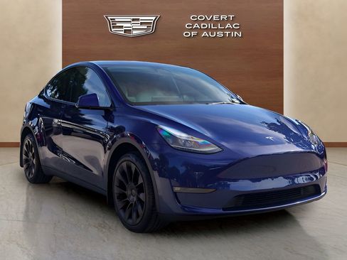 Used 2023 Tesla Model Y Long Range AWD/4WD image 6