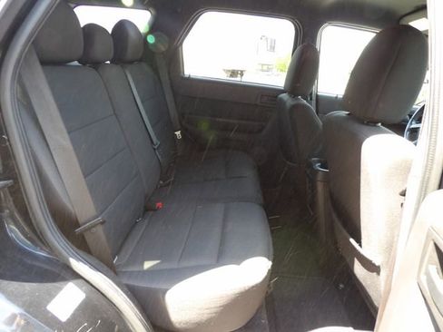 Used 2010 Ford Escape XLT AWD/4WD image 9