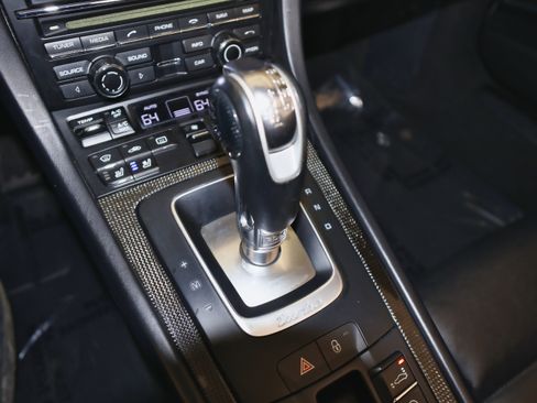 Used 2014 Porsche 911 Turbo S image 27