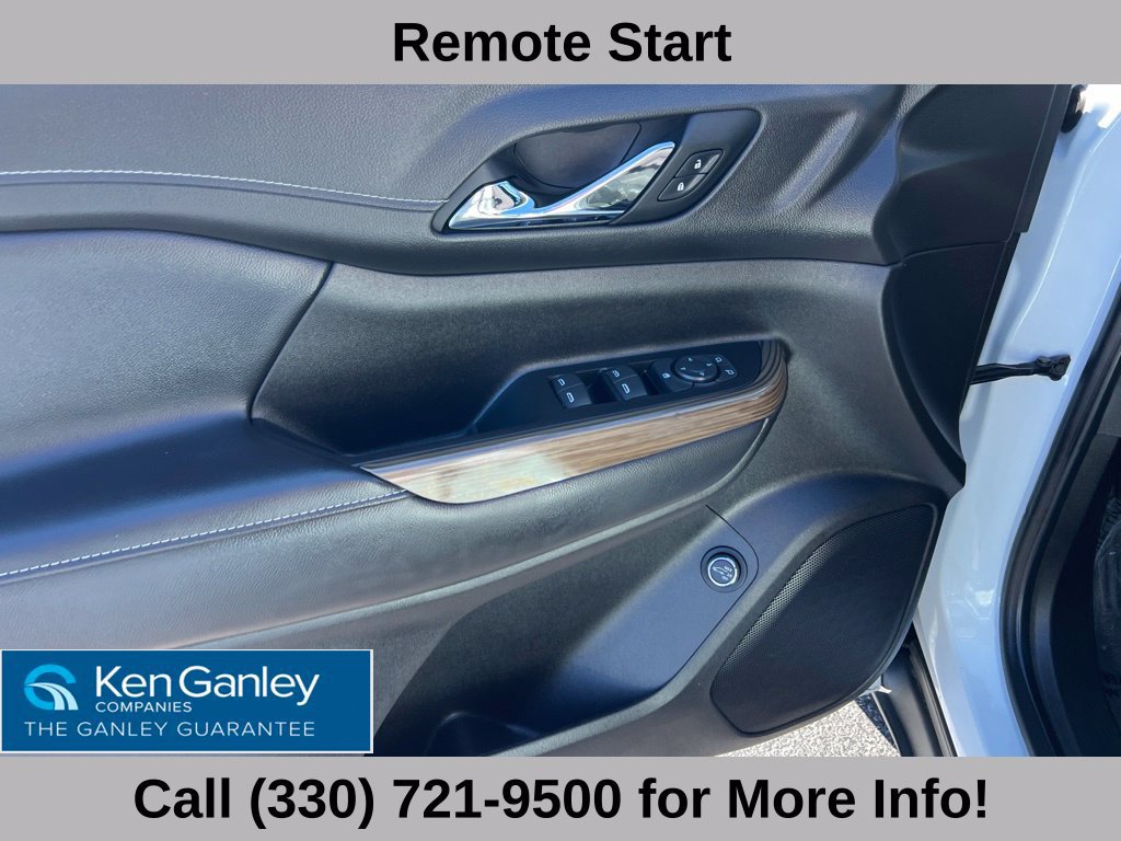 Used 2022 GMC Acadia SLE w/ Driver Convenience Package FWD image 23