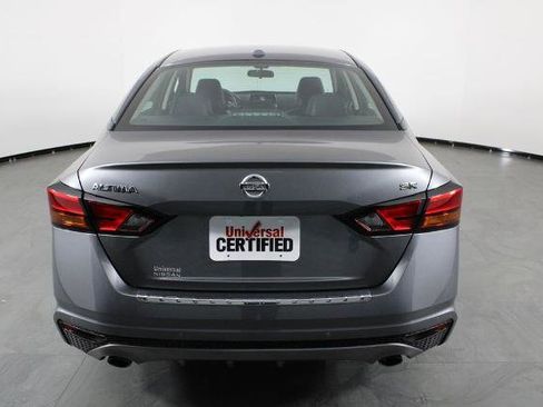 Certified 2022 Nissan Altima 2.5 SR image 10