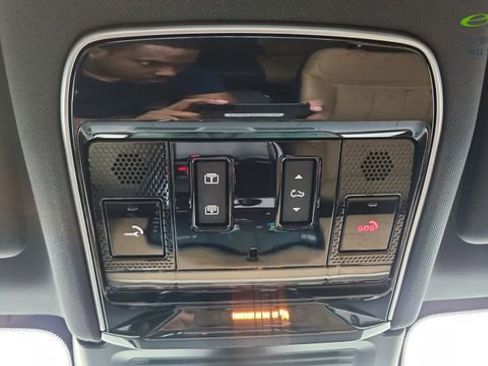 Used 2024 Land Rover Range Rover Sport Dynamic SE AWD/4WD image 56