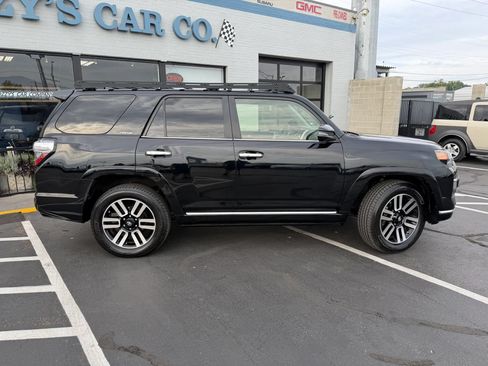 Used 2017 Toyota 4Runner Limited AWD/4WD image 8
