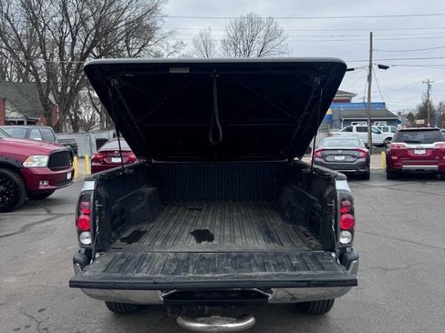 Used 2006 Toyota Tacoma PreRunner image 9