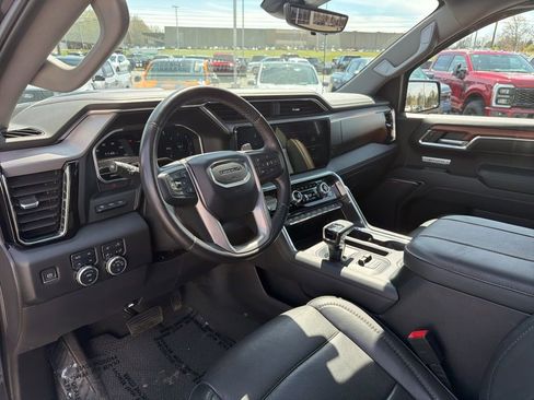 Used 2023 GMC Sierra 1500 Denali w/ Denali Reserve Package AWD/4WD image 14