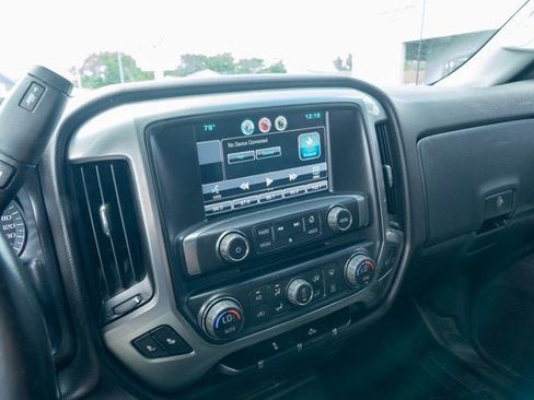 Used 2015 Chevrolet Silverado 1500 LT w/ LT Convenience Package AWD/4WD image 19