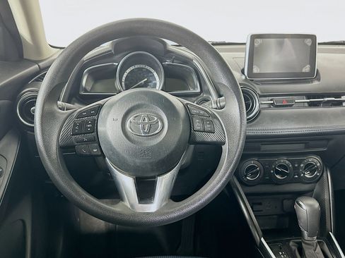 Used 2018 Toyota Yaris iA FWD image 17