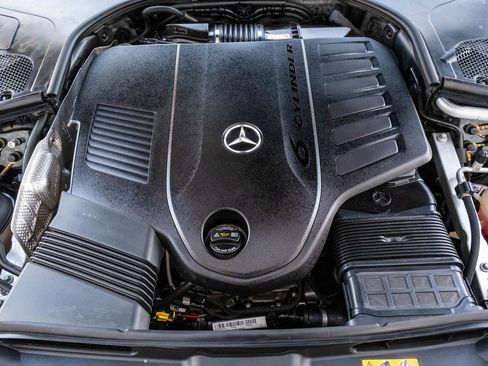 Used 2022 Mercedes-Benz S 500 4MATIC image 31