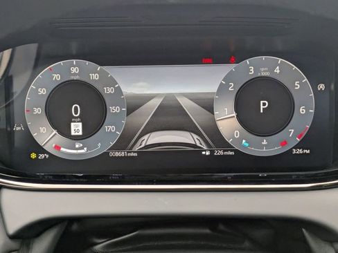 Used 2026 Land Rover Range Rover Evoque S image 8