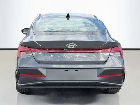 New 2026 Hyundai Elantra Limited image 4