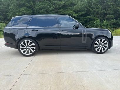 Used 2025 Land Rover Range Rover Long Wheelbase SE