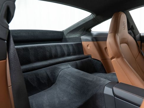 Certified 2023 Porsche 911 GT3 image 34