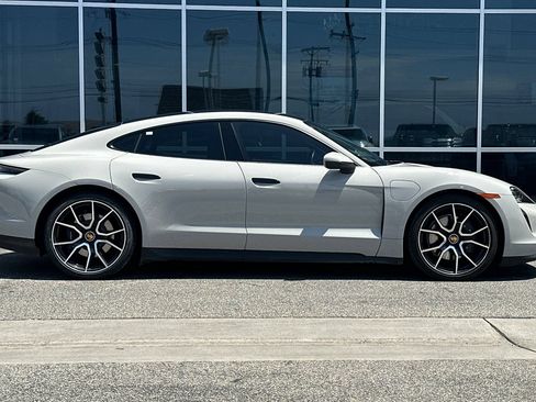 Used 2023 Porsche Taycan RWD image 3