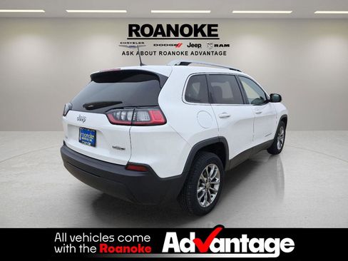 Used 2020 Jeep Cherokee Latitude Plus w/ Cold Weather Group image 9