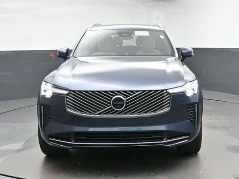 New 2026 Volvo XC90 B6 Plus w/ Protection Package Premier AWD/4WD image 3