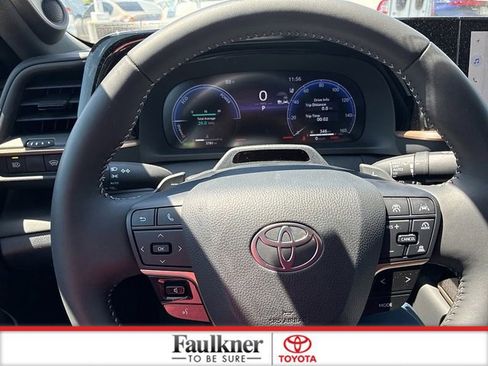 Used 2026 Toyota Crown Platinum AWD/4WD image 29