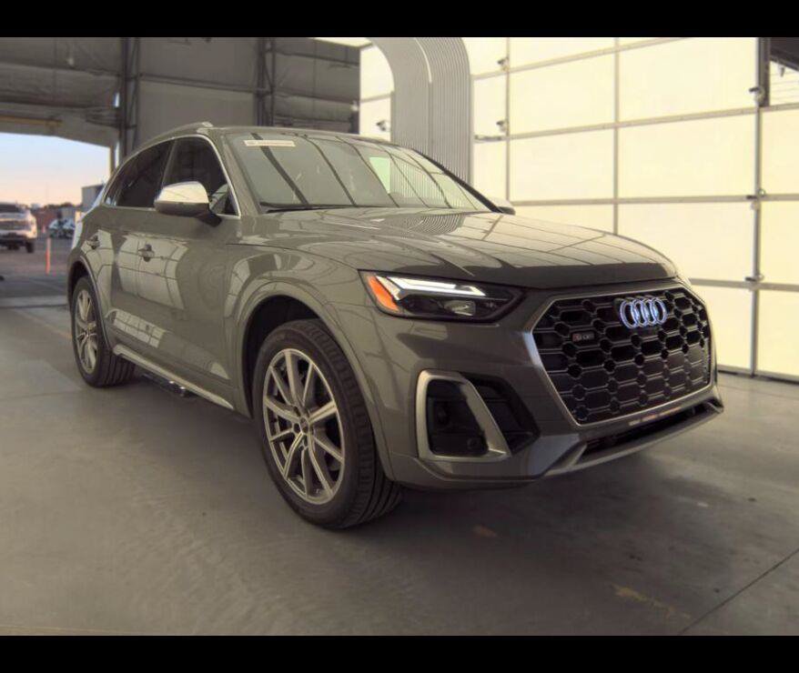 Used 2023 Audi SQ5 Premium Plus w/ Premium Plus Package AWD/4WD image 1