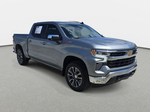 Used 2025 Chevrolet Silverado 1500 LT w/ Z71 Off-Road Package image 3