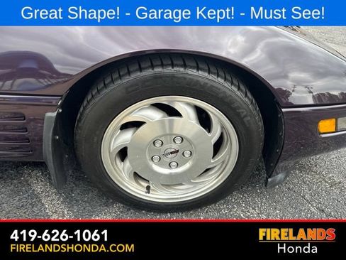 Used 1994 Chevrolet Corvette Coupe RWD image 27