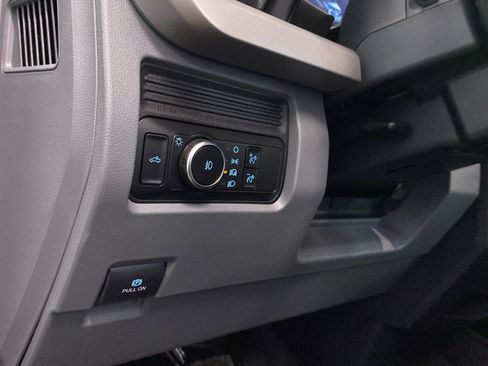 New 2026 Ford F250 XL w/ XL Chrome Package RWD image 11