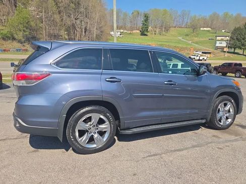 Used 2015 Toyota Highlander Limited Platinum AWD/4WD image 3
