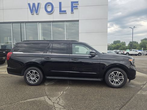 Certified 2025 Ford Expedition Max Active AWD/4WD image 5