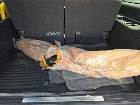 Used 2012 Cadillac Escalade ESV Luxury image 20