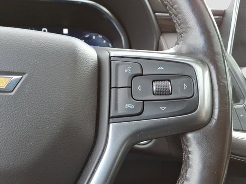 Used 2022 Chevrolet Suburban LT image 28