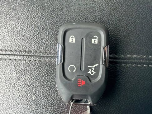 Used 2022 GMC Terrain SLT AWD/4WD image 27