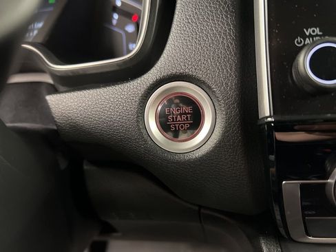 Used 2018 Honda CR-V Touring image 15