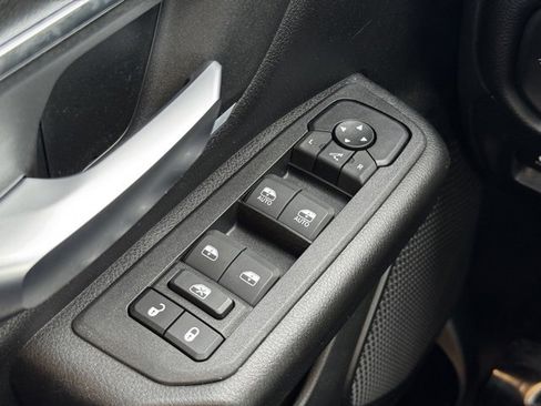 Used 2025 RAM 1500 Big Horn image 32