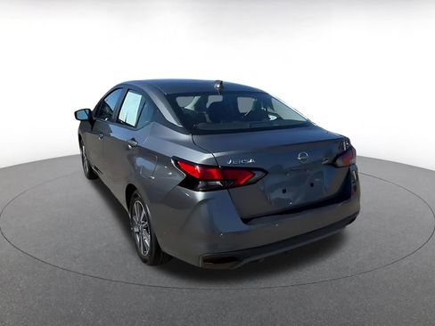 Used 2025 Nissan Versa SV image 10