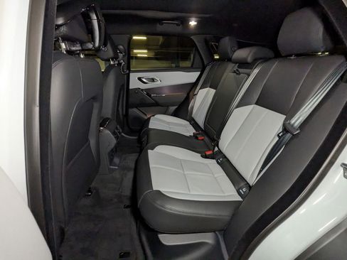 New 2026 Land Rover Range Rover Velar Dynamic SE image 16