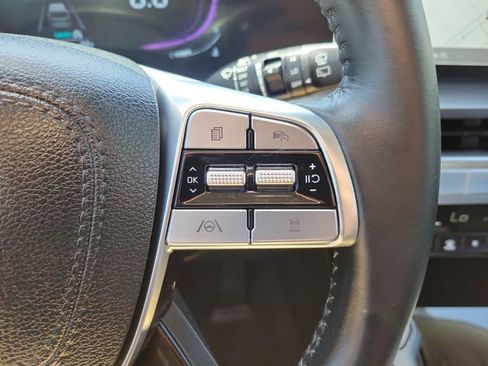 Used 2025 Kia Telluride S FWD image 27