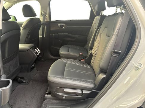 Used 2023 Kia Sorento SX Prestige AWD/4WD image 27
