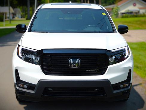 Used 2023 Honda Ridgeline Black Edition image 2